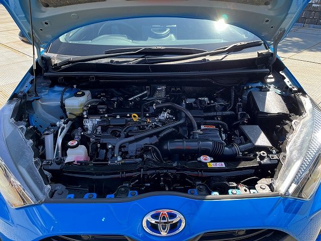 YARIS HYBRID