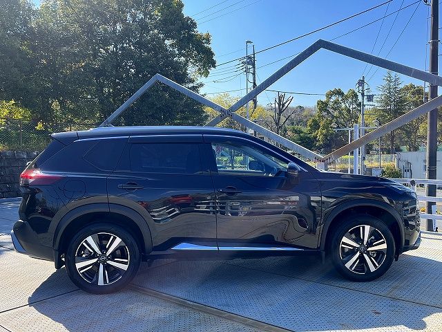 X-TRAIL 2WD