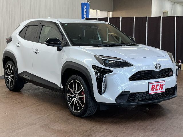 YARIS CROSS HYBRID