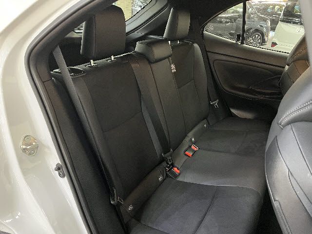 YARIS CROSS HYBRID