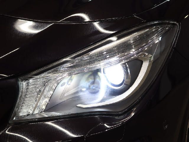 MERCEDES BENZ CLA class