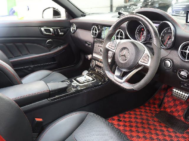 MERCEDES AMG SLC class