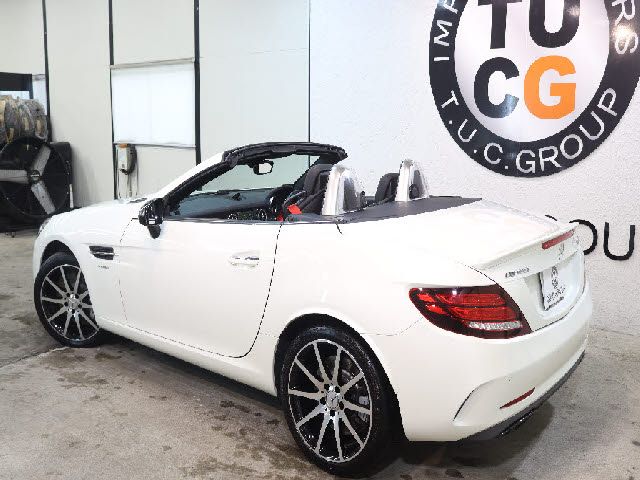 MERCEDES AMG SLC class
