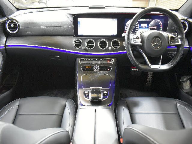 MERCEDES BENZ E sedan Plug-in HYBRID