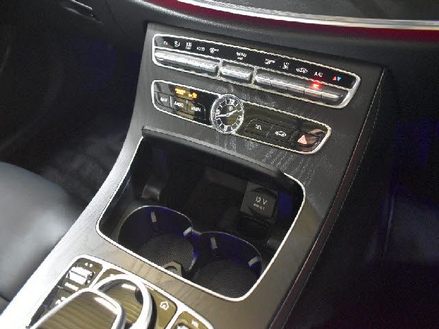 MERCEDES BENZ E sedan Plug-in HYBRID