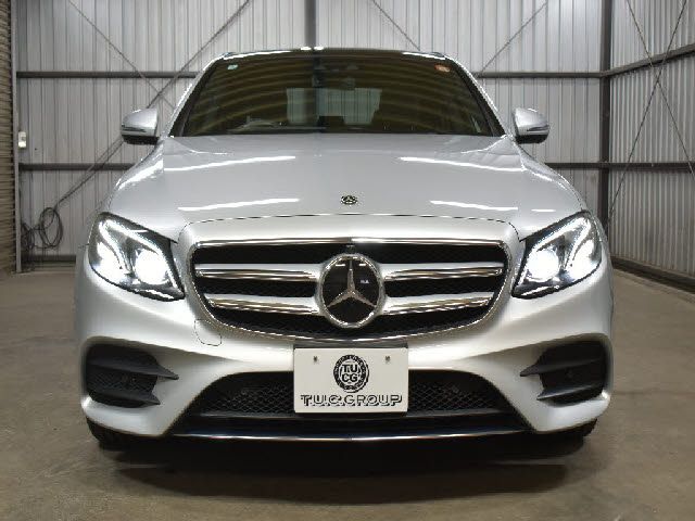 MERCEDES BENZ E sedan Plug-in HYBRID