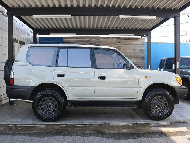 LANDCRUISER PRADO