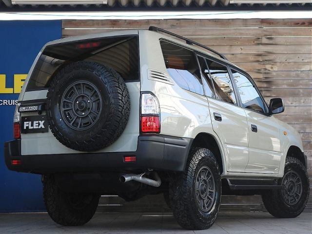 LANDCRUISER PRADO