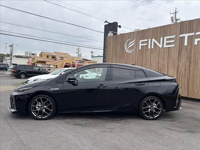 PRIUS PHV