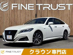 CROWN sedan hybrid
