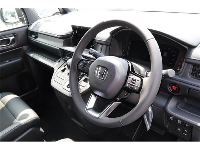 STEPWAGON SPADA 4WD