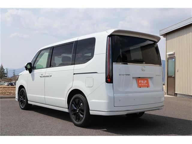 STEPWAGON SPADA 4WD