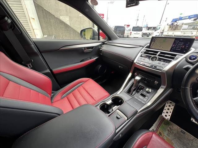 LEXUS NX300h
