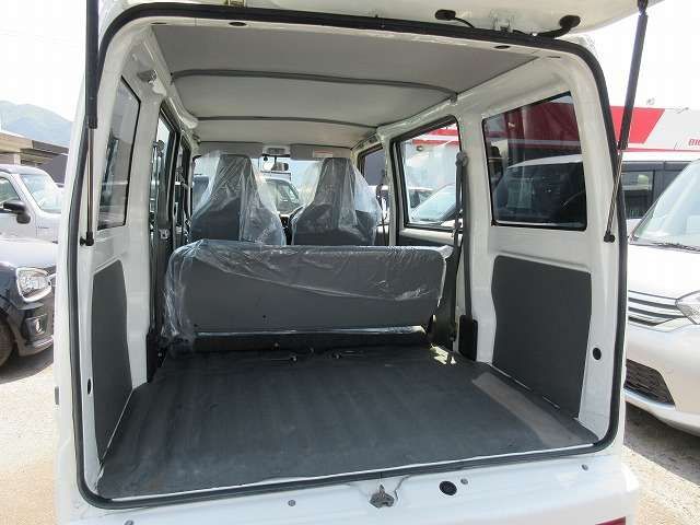 MINICAB van