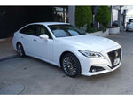 CROWN sedan hybrid 4WD