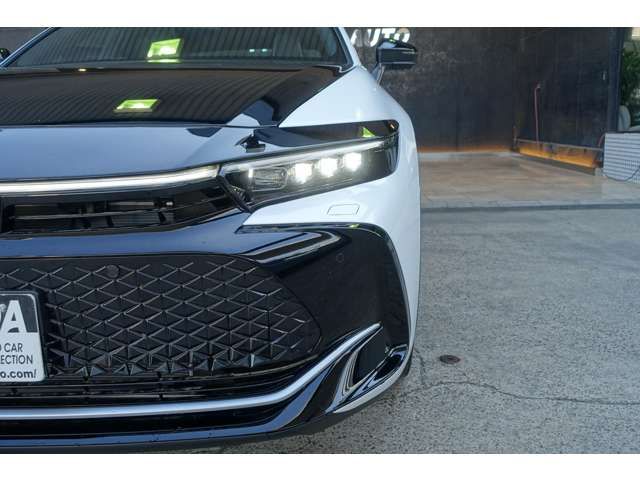 CROWN CROSSOVER