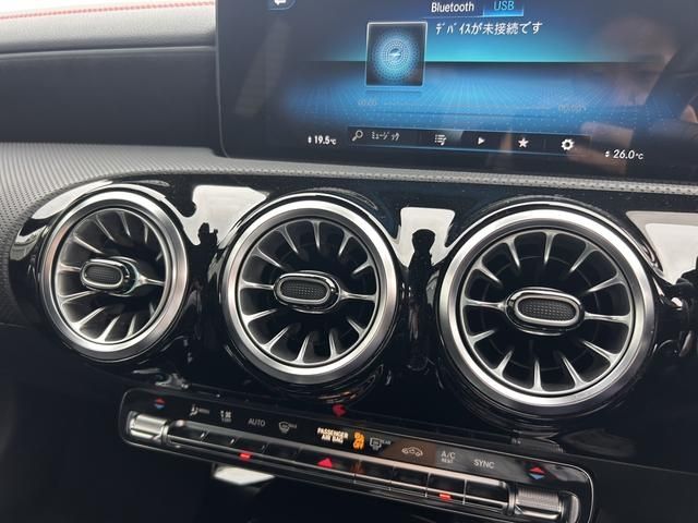 MERCEDES BENZ CLA class
