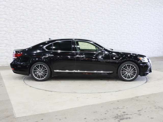 LEXUS LS460