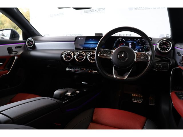 MERCEDES BENZ CLA Shooting Brake
