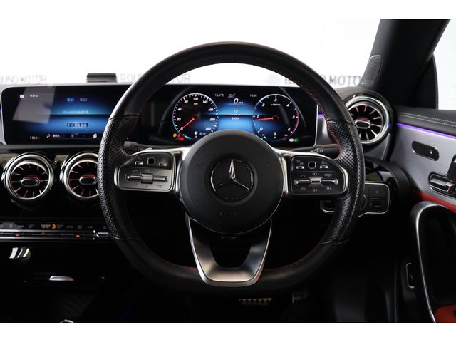 MERCEDES BENZ CLA Shooting Brake