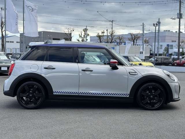 MINI COOPER D 5DOOR