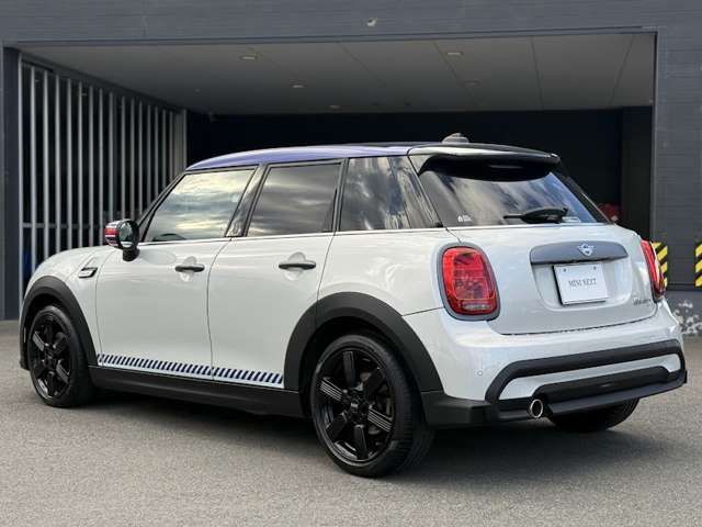 MINI COOPER D 5DOOR