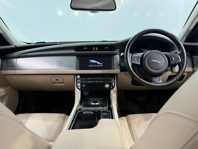 JAGUAR XF series