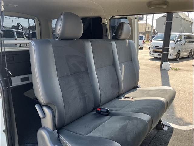 HIACE van 2WD