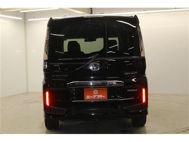 STEPWAGON e:HEV SPADA