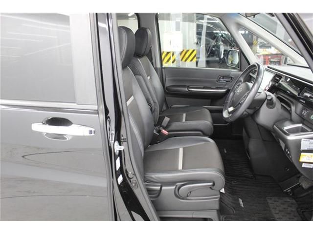 STEPWAGON e:HEV SPADA