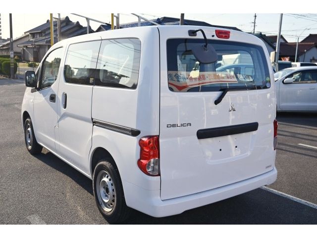 DELICA van 2WD