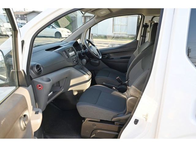 DELICA van 2WD