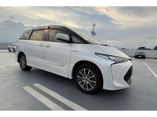 ESTIMA HYBRID 4WD
