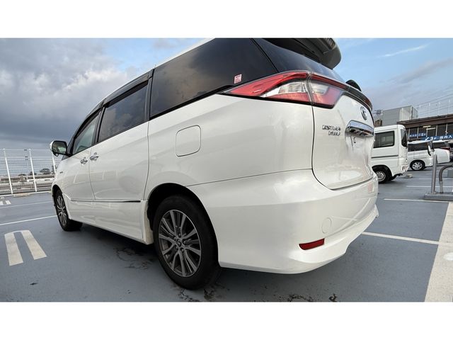 ESTIMA HYBRID 4WD