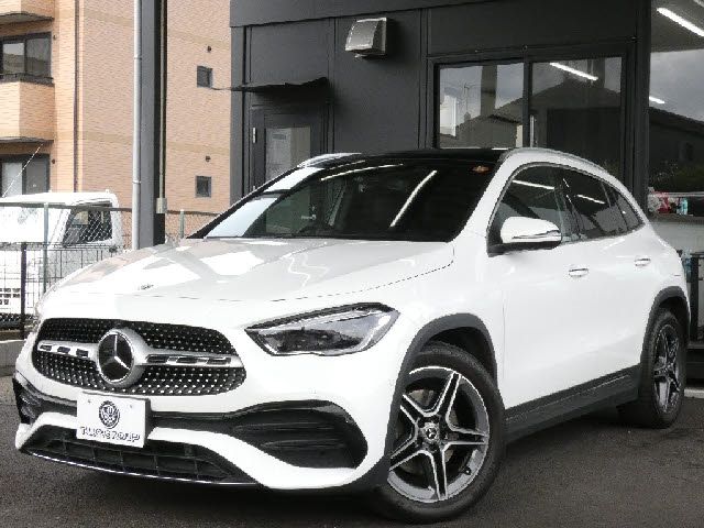 MERCEDES BENZ GLA class