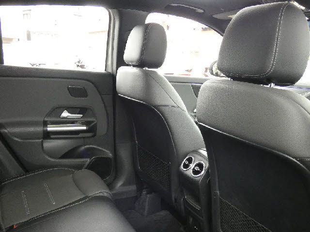 MERCEDES BENZ GLA class