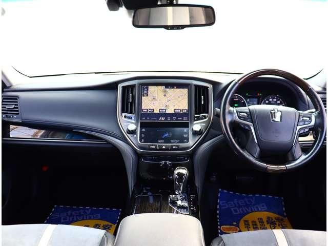 CROWN sedan