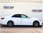 CROWN sedan
