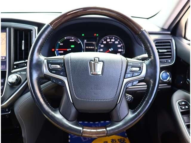 CROWN sedan