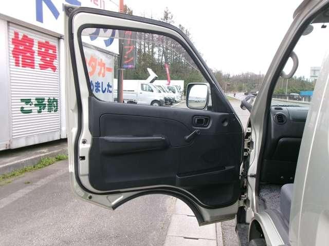 CARAVAN van 4WD