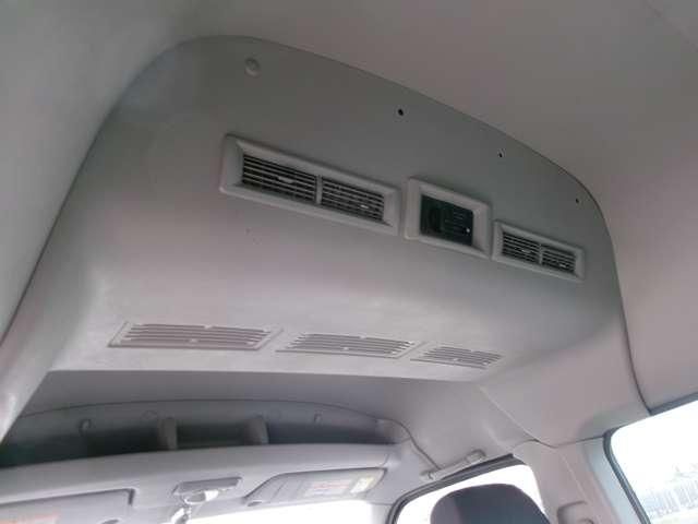 CARAVAN van 4WD