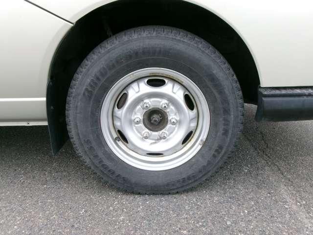 CARAVAN van 4WD
