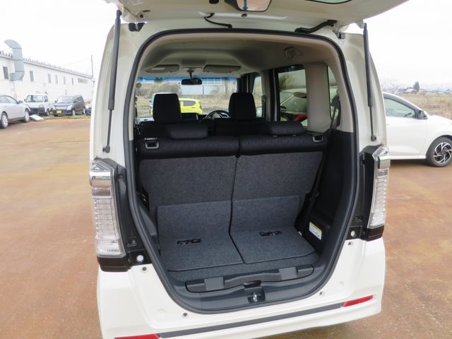 N-BOX CUSTOM 4WD
