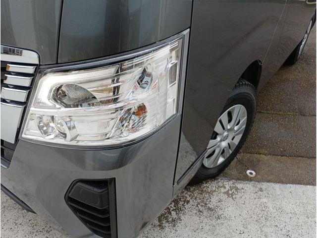 CARAVAN van 4WD