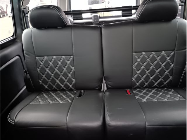 CARAVAN van 4WD