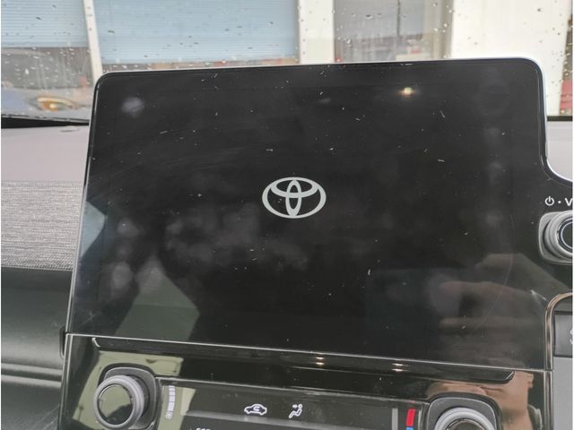 SIENTA HYBRID