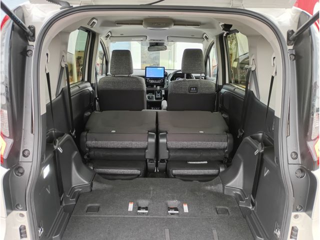 SIENTA HYBRID