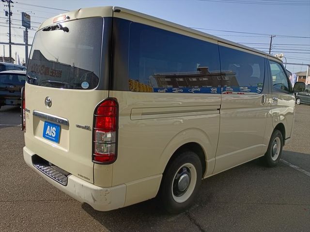 HIACE van 4WD