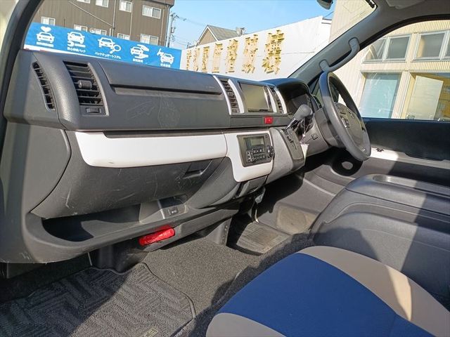 HIACE van 4WD