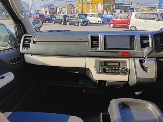 HIACE van 4WD